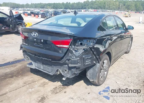 2018 Hyundai Elantra Value Edition z USA, uszkodzony, nr VIN 5NPD84LF3JH220108